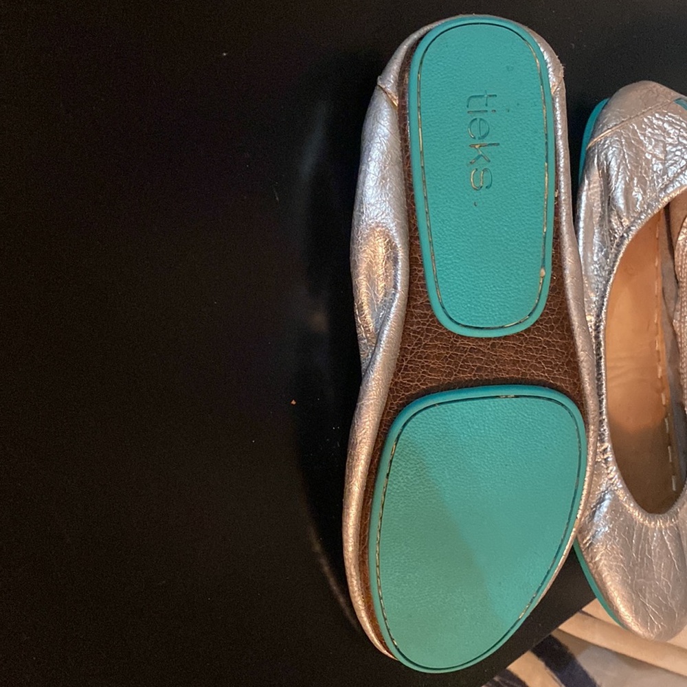 Tieks Silver Flats - Picture 2 of 3